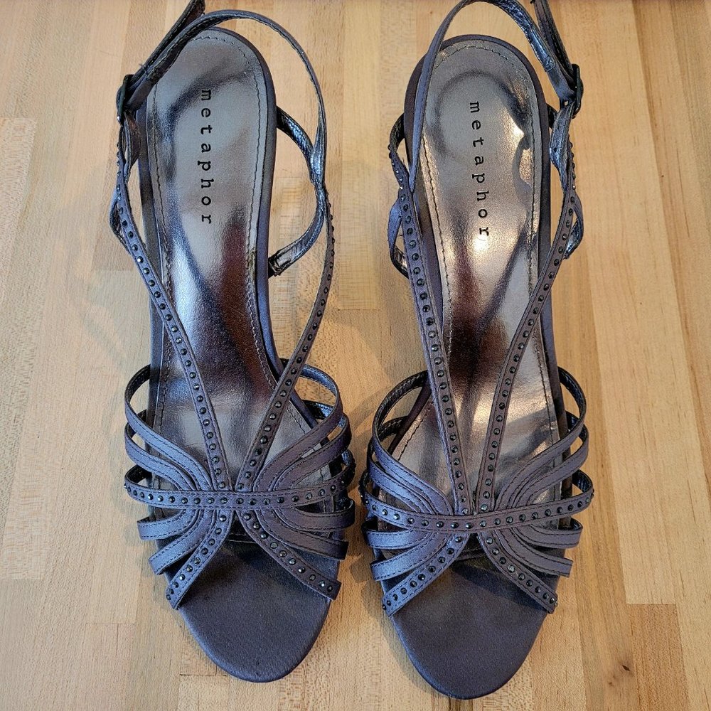 Metaphor Grey Rhinestone Strappy Evening Sandals. Size 9.5